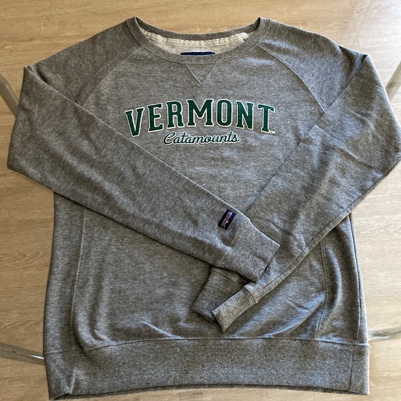 University of Vermont UVM Catamounts crewneck sweater for student, parent, alum - Picture 6 of 9